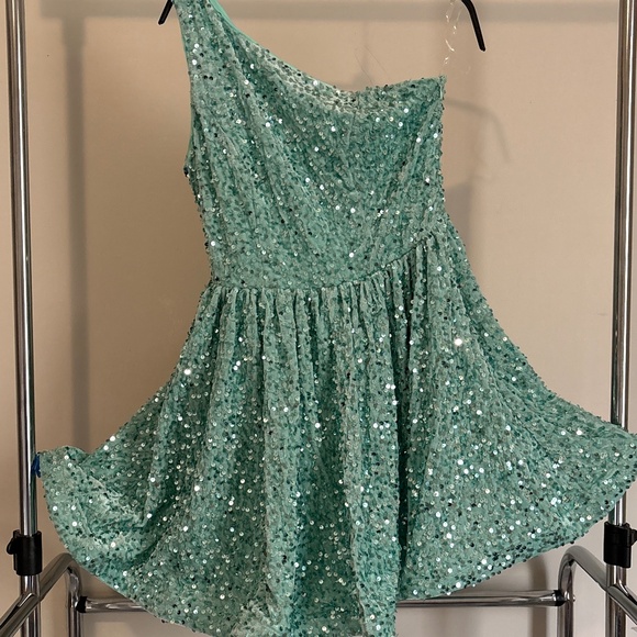 Faeriesty Dresses & Skirts - Short Prom/ Sweet 16 Party Dress